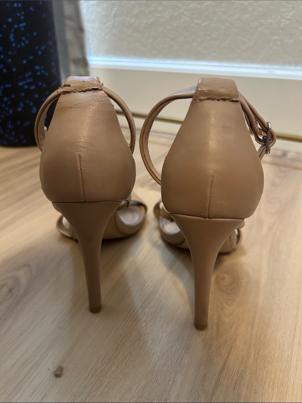 Steve Madden Nude/Tan Strappy Ankle-Tie Heels - Picture 7 of 8
